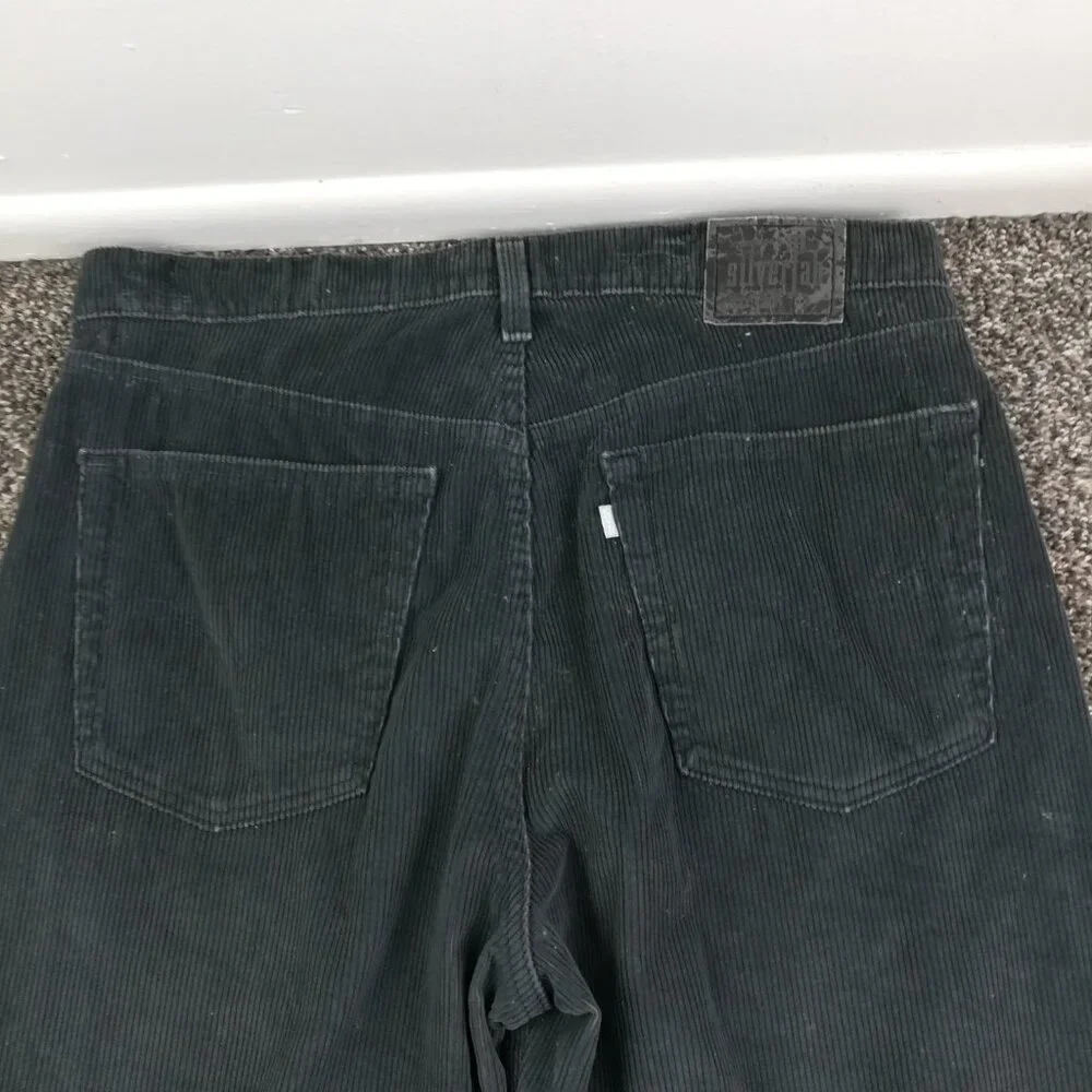 Vintage 1997 Levi's SilverTab Pants Corduroy Loose Fit Wide Leg Baggy Mens 36x30